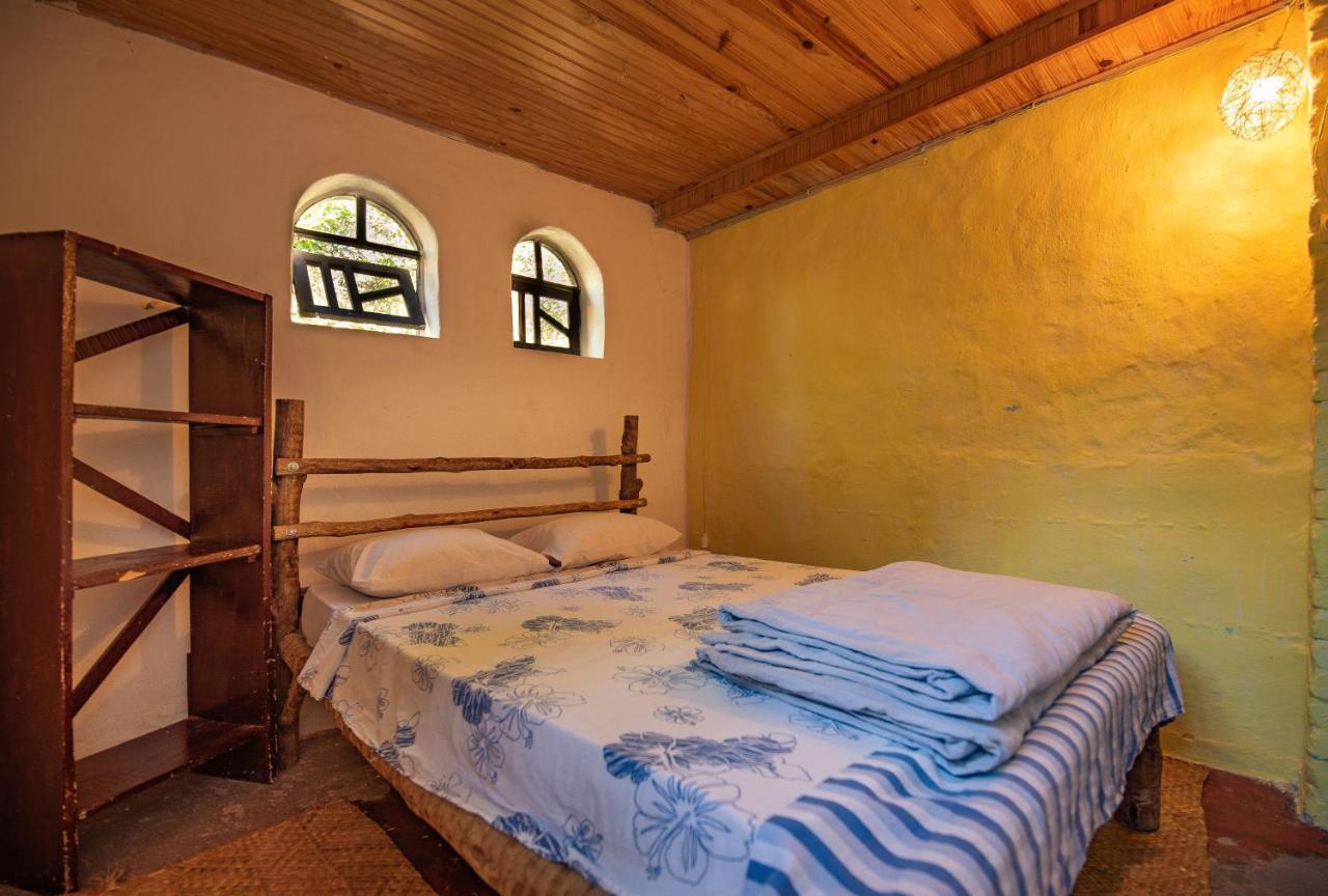 Quarto Privativo Sem Suite Com Cama De Casal No Dormitorio Caminho Da Angelica Vale do Capao Exterior foto